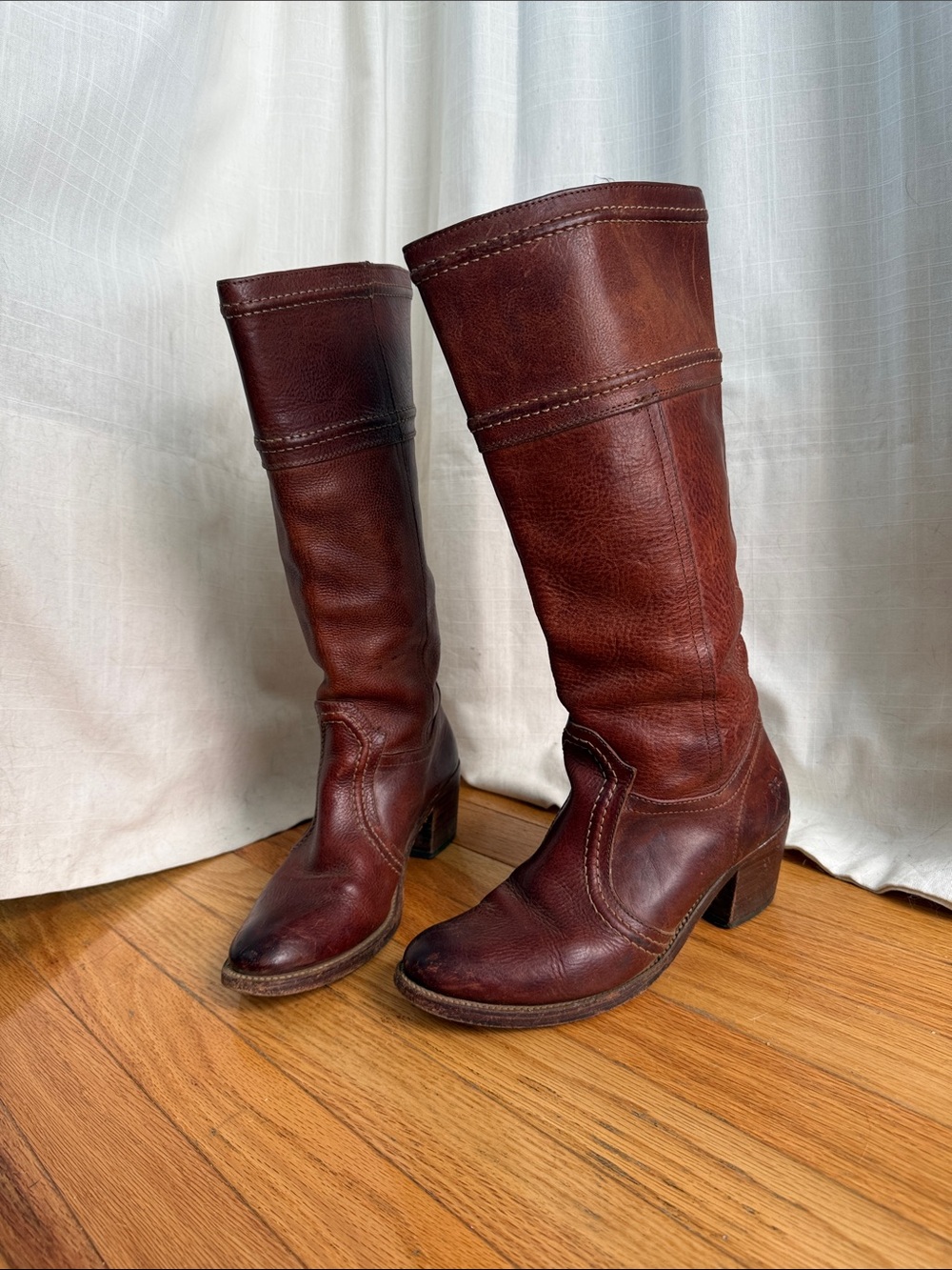 Vintage Frye Women's Brown Leather Mid-Calf Heeled Boots